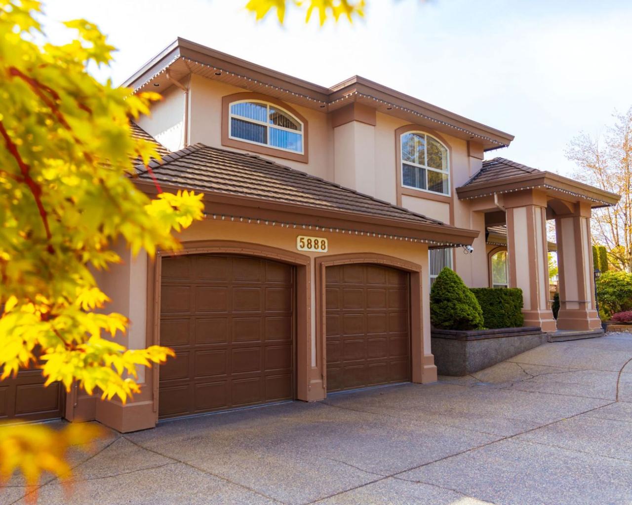 Exterior Residentail Painting Coquitlam | House Painting Services Exterior Residentail Painting Coquitlam | House Painting Services